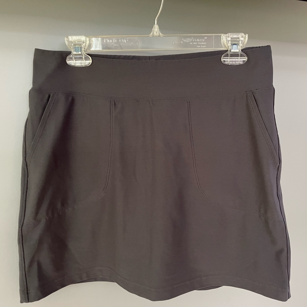 Women’s Gray Golf Skort  by Maggie Lane size L